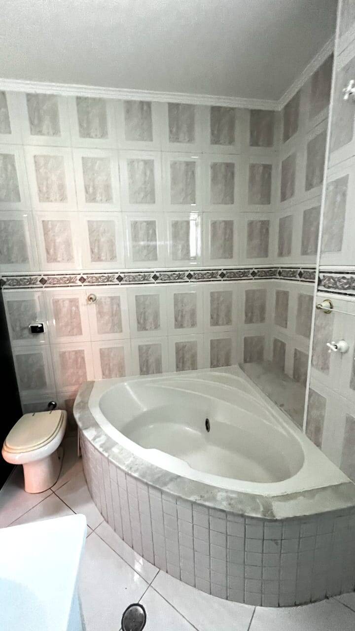 Casa, 4 quartos, 286 m² - Foto 35