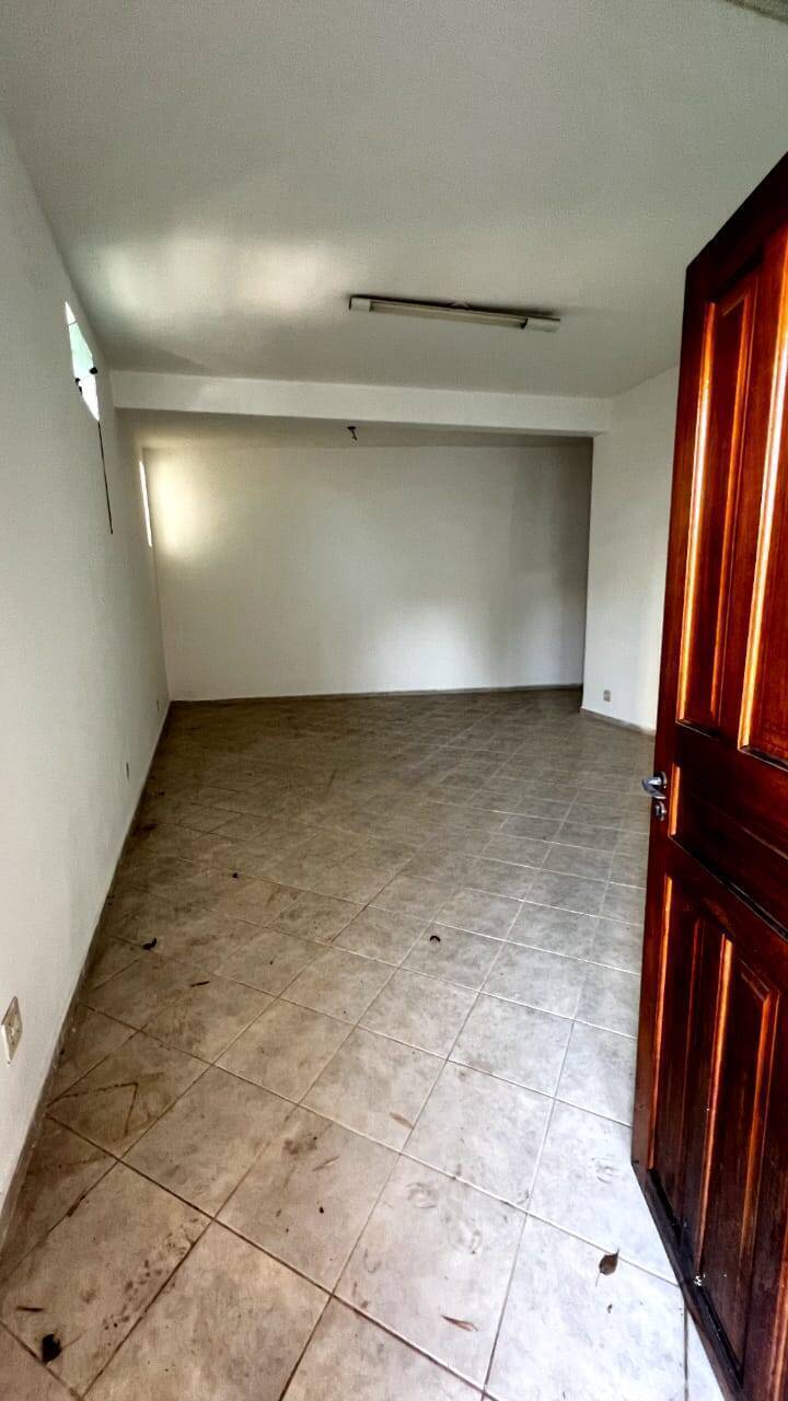 Casa, 4 quartos, 286 m² - Foto 41