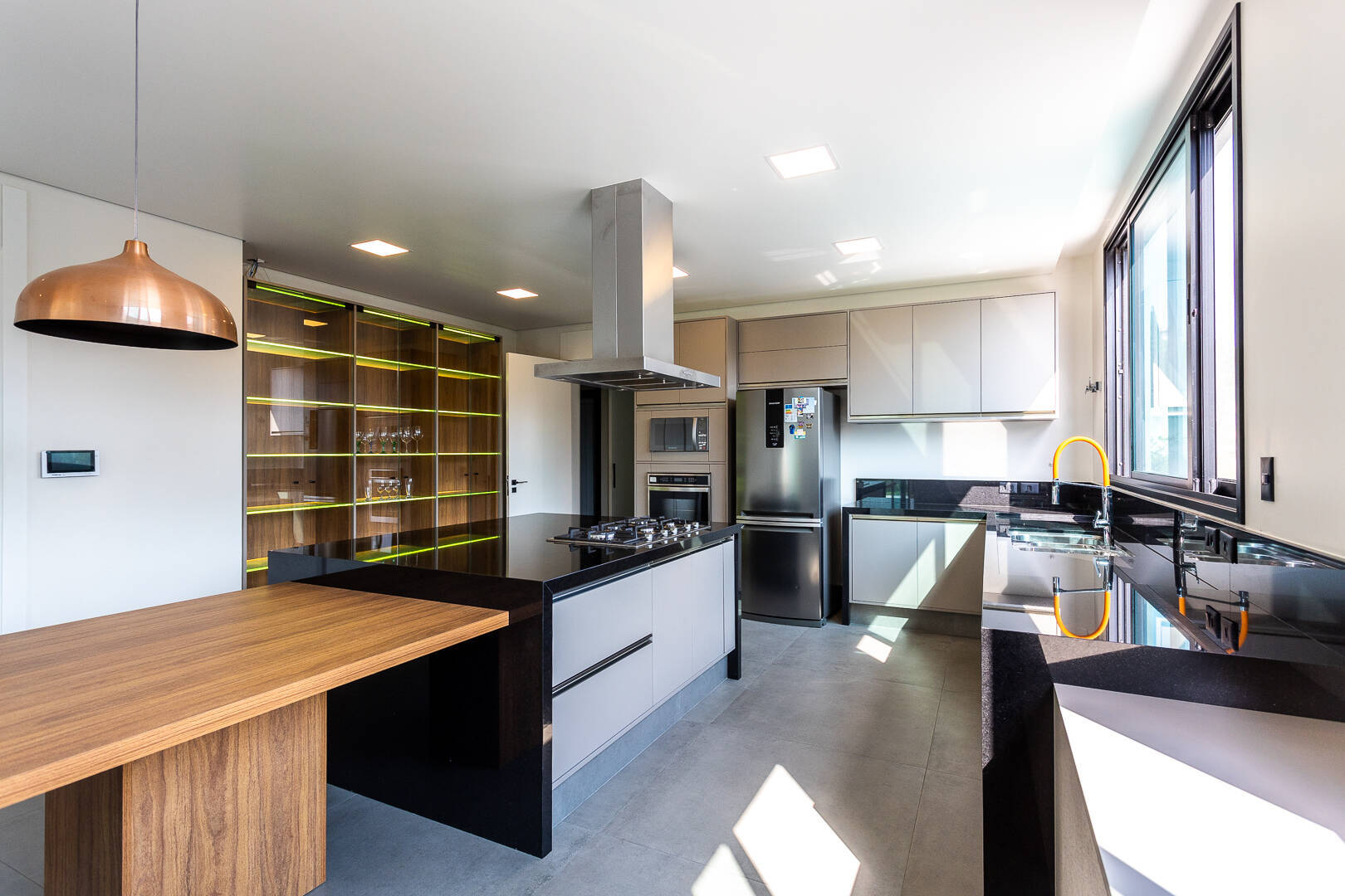 Casa, 4 quartos, 1305 m² - Foto 26