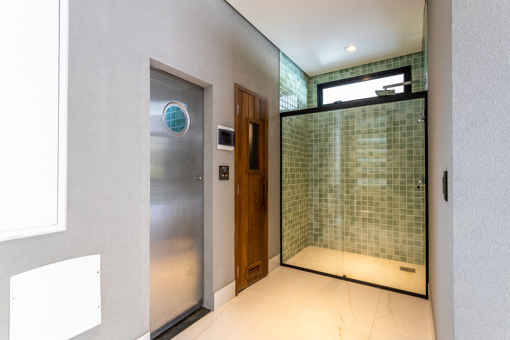 Casa, 4 quartos, 1305 m² - Foto 34