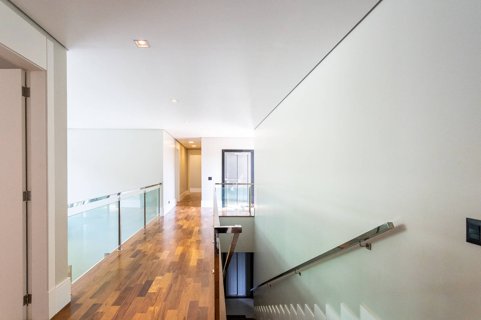 Casa, 4 quartos, 1305 m² - Foto 35