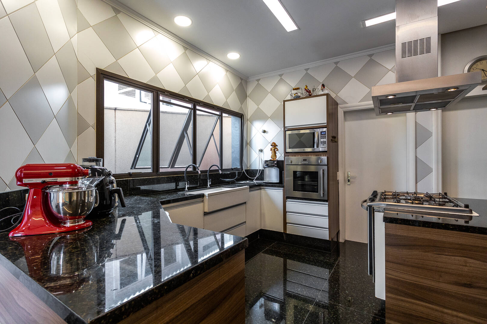 Casa, 3 quartos, 282 m² - Foto 51