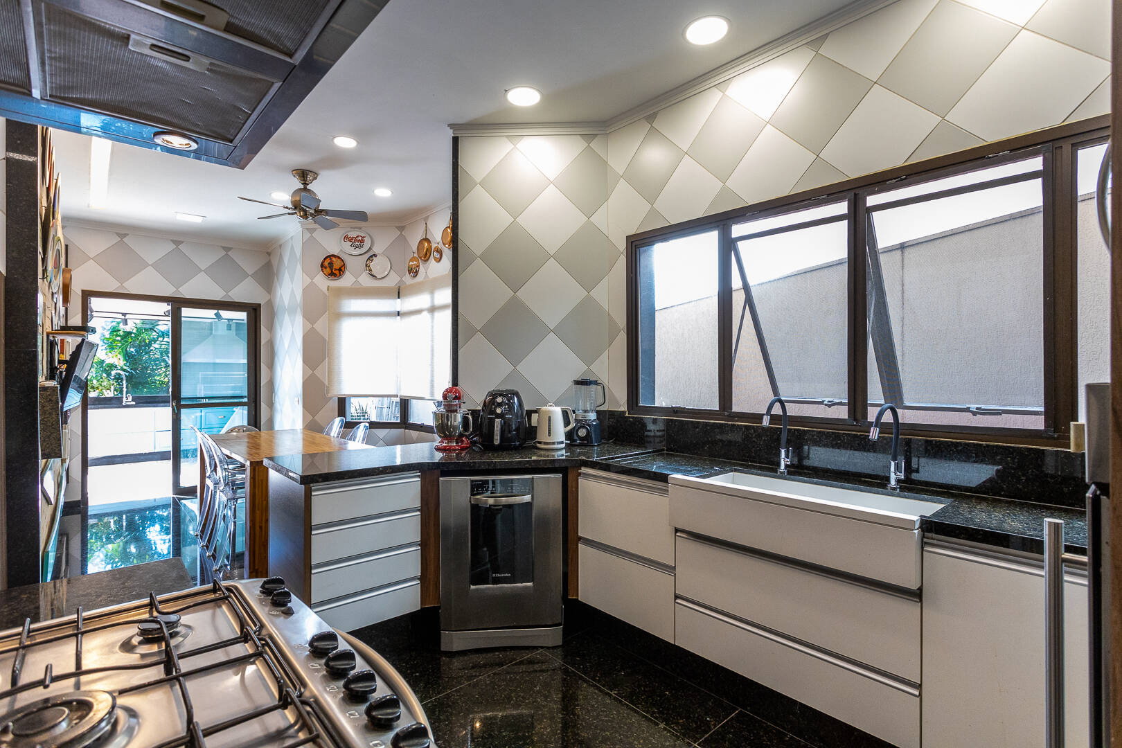 Casa, 3 quartos, 282 m² - Foto 56