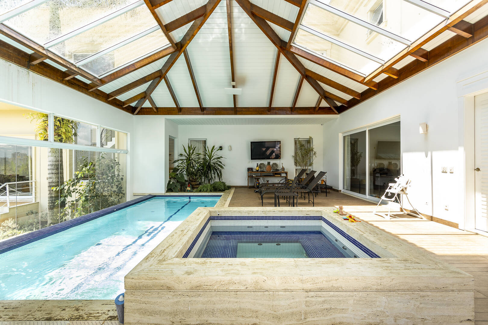 Casa, 5 quartos, 1587 m² - Foto 27