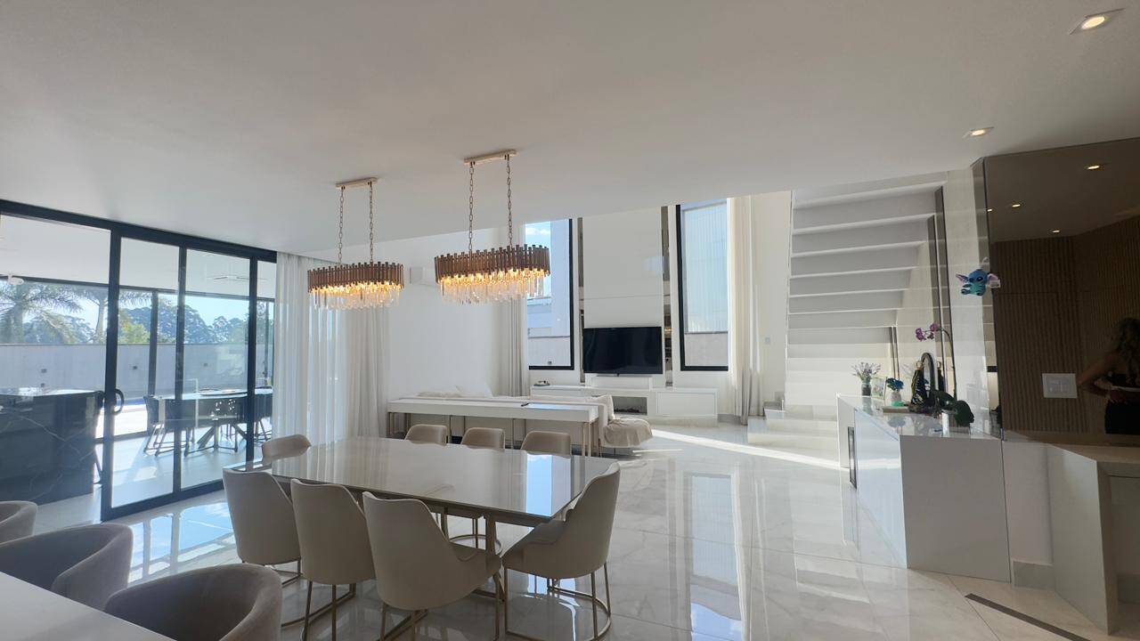 Vende-se Casa de Alto Padrão à Venda – Residencial Morada dos Lagos SP