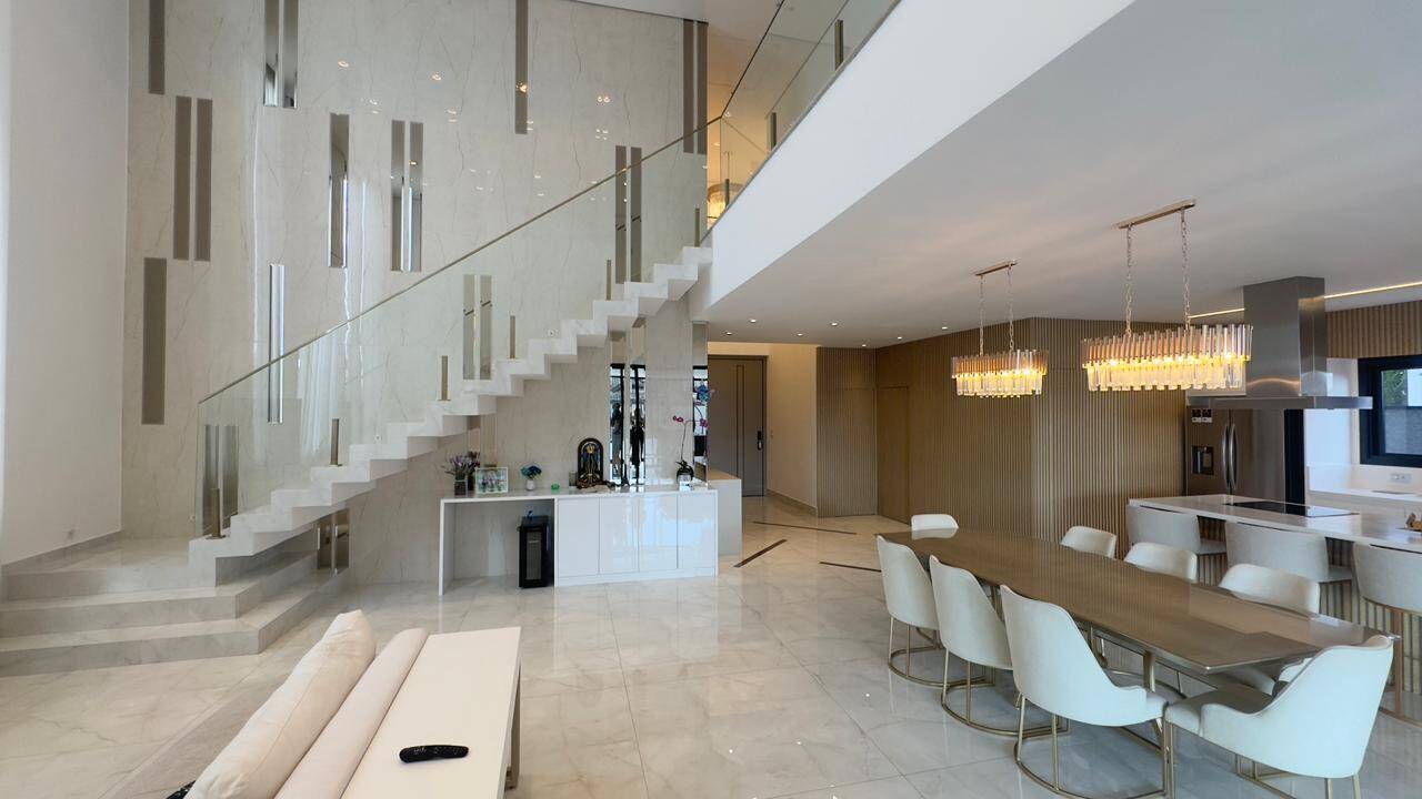 Vende-se Casa de Alto Padrão à Venda – Residencial Morada dos Lagos SP