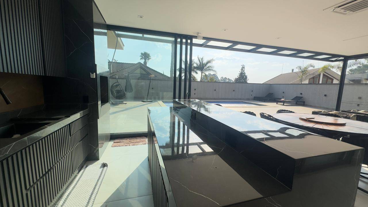 Vende-se Casa de Alto Padrão à Venda – Residencial Morada dos Lagos SP