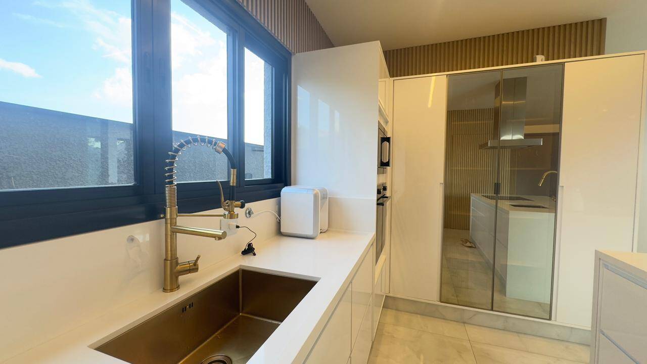 Vende-se Casa de Alto Padrão à Venda – Residencial Morada dos Lagos SP