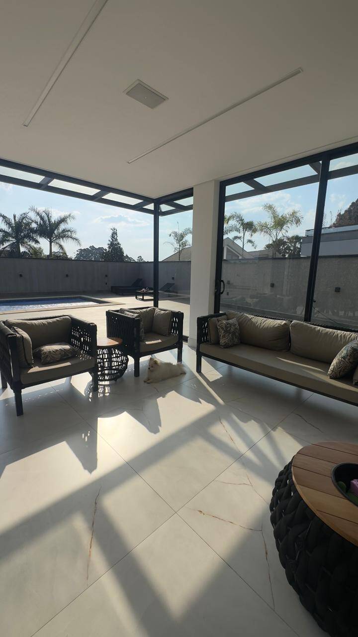 Vende-se Casa de Alto Padrão à Venda – Residencial Morada dos Lagos SP