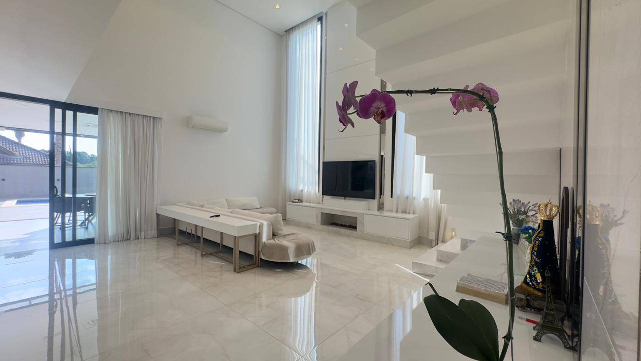 Vende-se Casa de Alto Padrão à Venda – Residencial Morada dos Lagos SP
