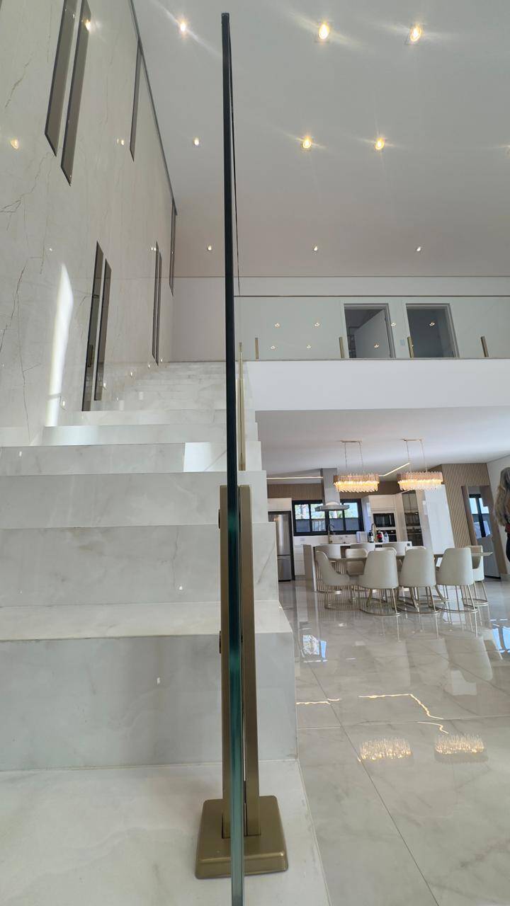 Vende-se Casa de Alto Padrão à Venda – Residencial Morada dos Lagos SP