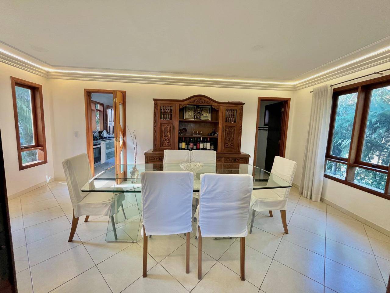 Casa, 4 quartos, 240 m² - Foto 16