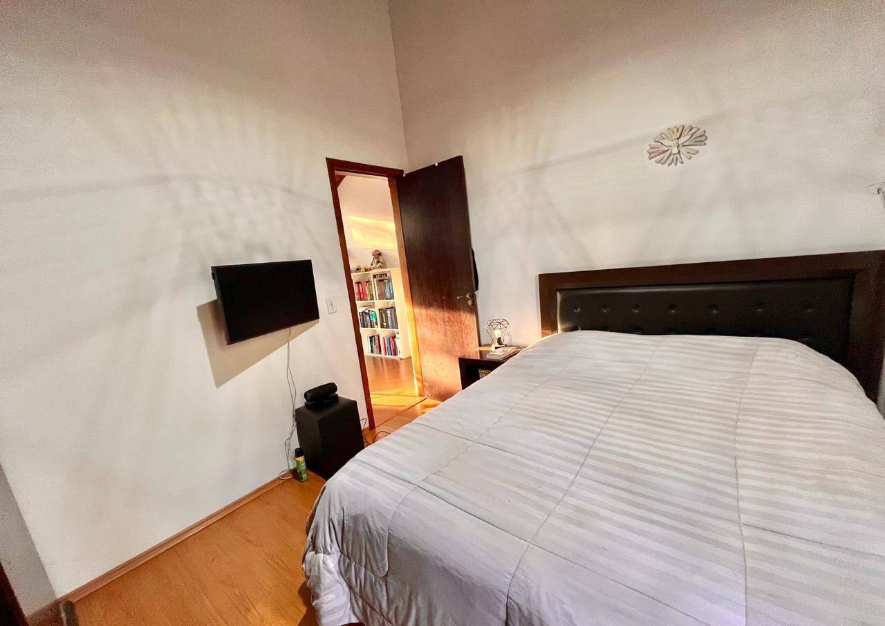 Casa, 4 quartos, 240 m² - Foto 28