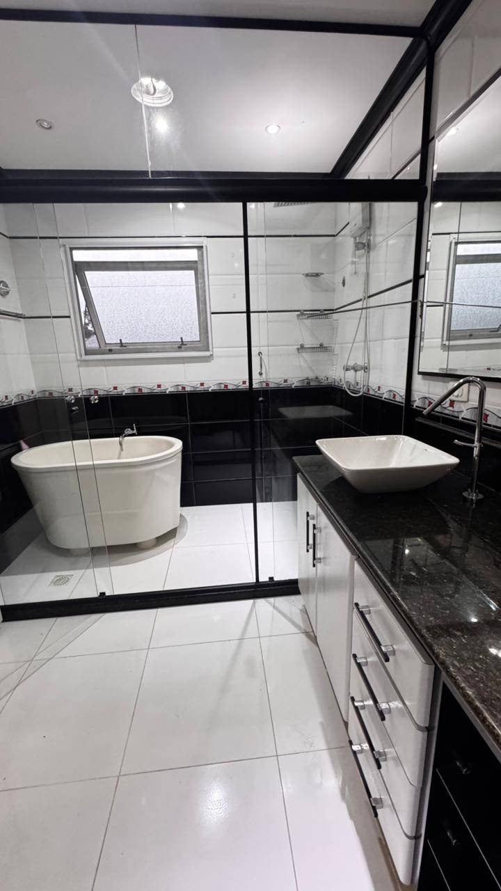 Casa, 4 quartos, 246 m² - Foto 27