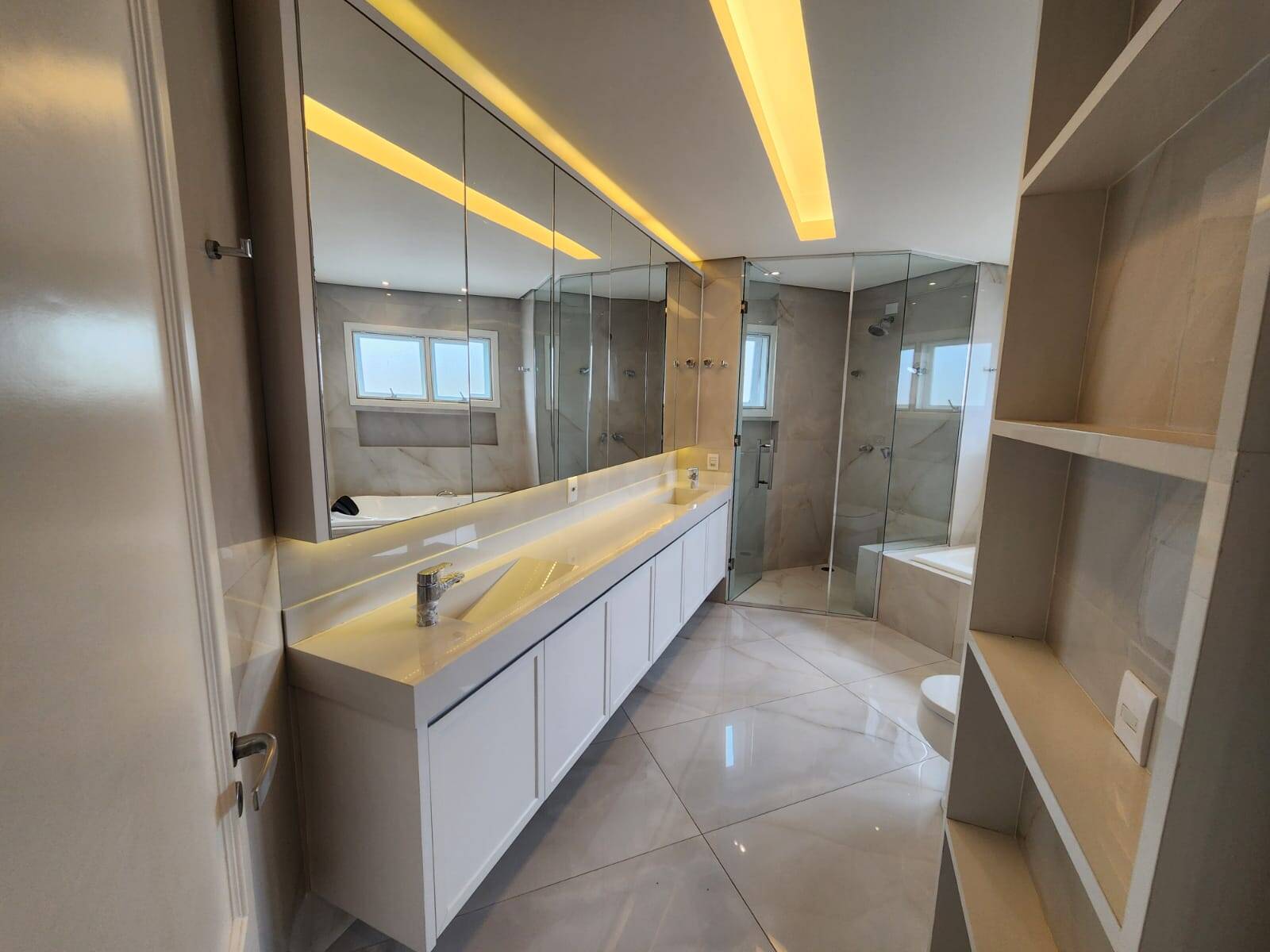 Casa, 4 quartos, 417 m² - Foto 47