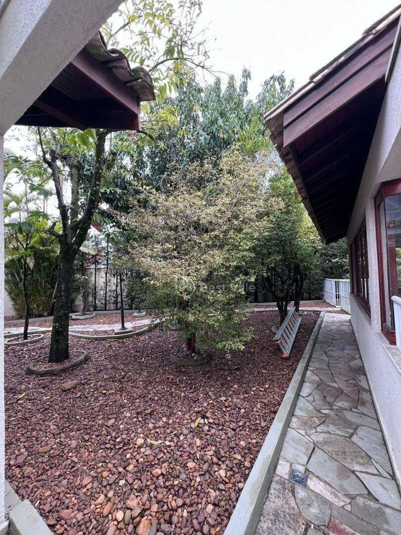 Casa, 6 quartos, 656 m² - Foto 24