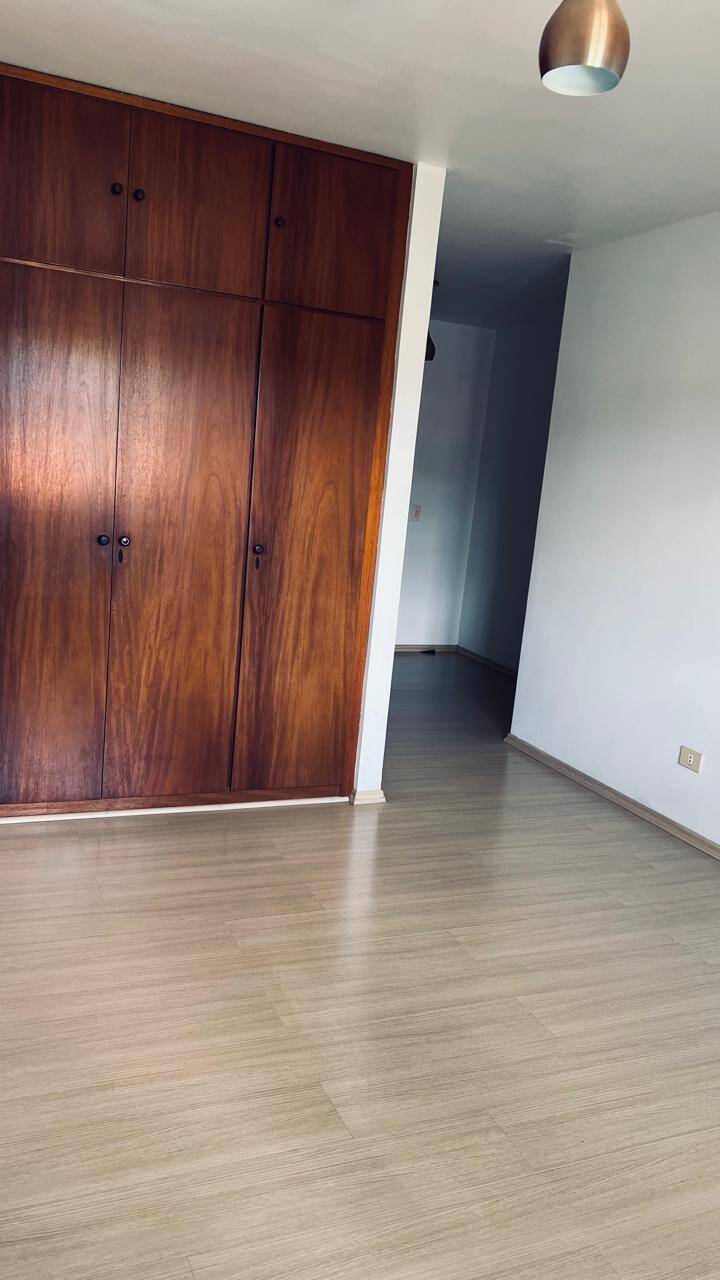 Casa, 4 quartos, 300 m² - Foto 22