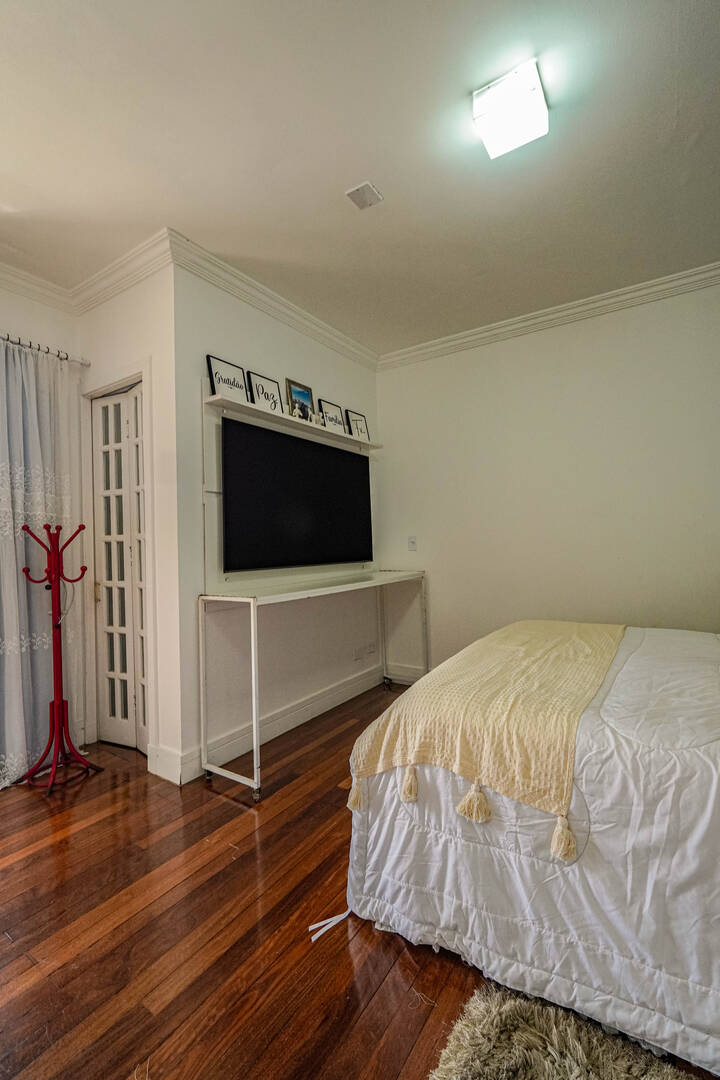 Casa, 4 quartos, 330 m² - Foto 35