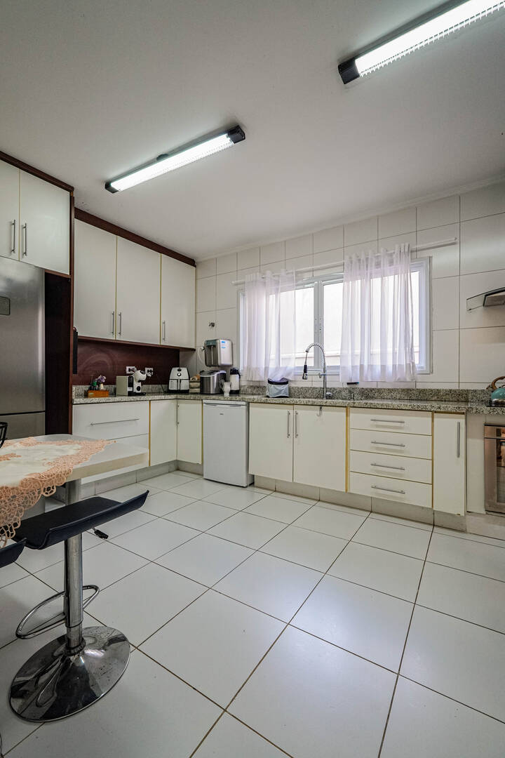 Casa, 4 quartos, 330 m² - Foto 60