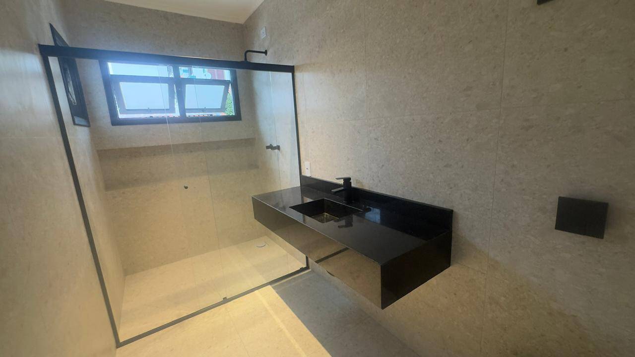 Casa, 4 quartos, 282 m² - Foto 24