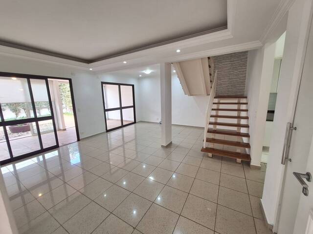 #1080-O - Casa alto padrão para Venda em Santana de Parnaíba - SP