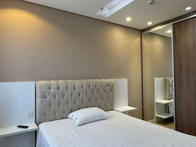 #433 - Flat para Locação em Santana de Parnaíba - SP - 2