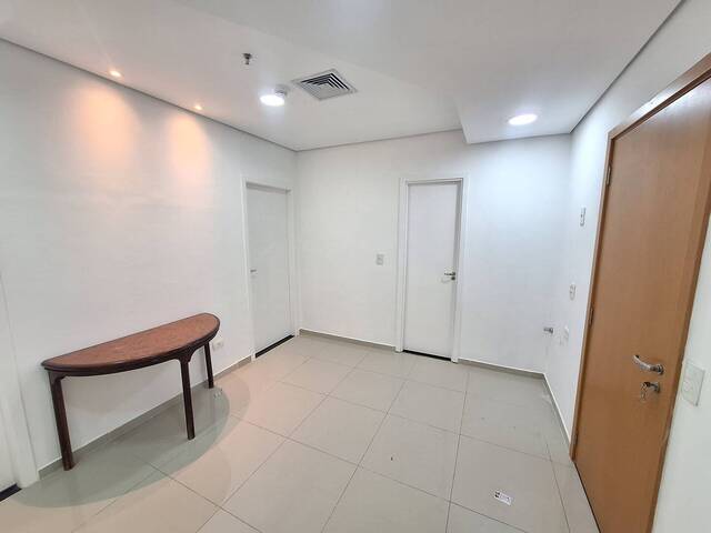 Sala para Locação em Santana de Parnaíba - 2
