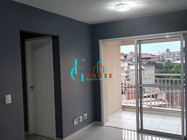 Venda em Jardim Roberto - Osasco
