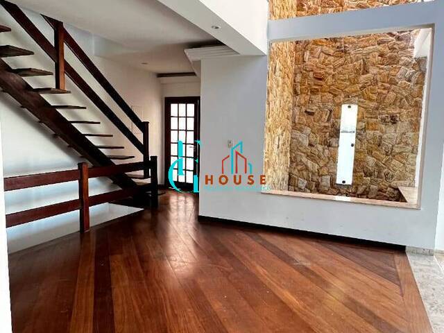 #CSFGMC250 - Casa para Venda em São Paulo - SP - 2