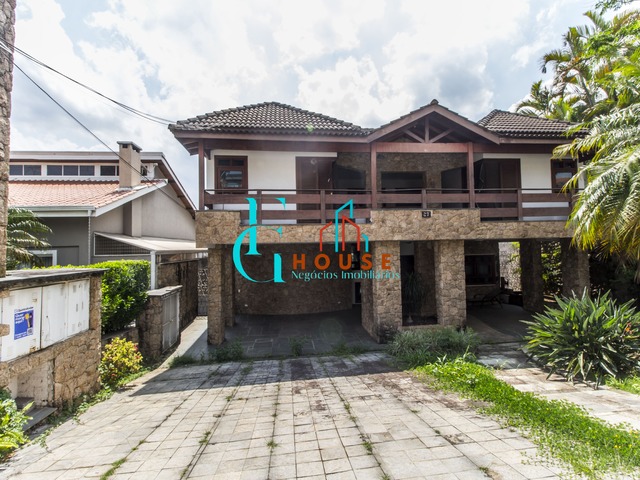 #336 - Casa para Venda em Santana de Parnaíba - SP