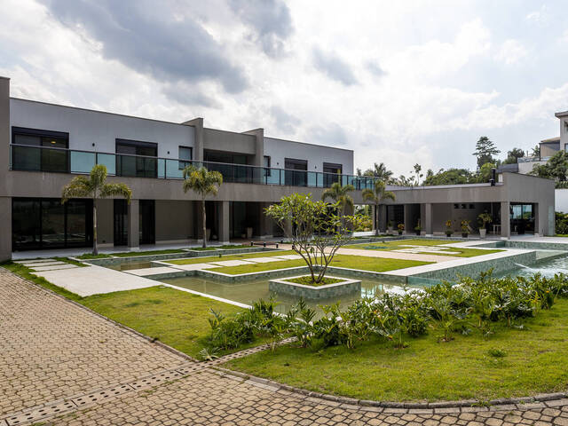 #114T - Casa alto padrão para Venda em Barueri - SP - 1