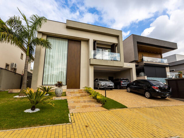 #110t - Casa alto padrão para Venda em Santana de Parnaíba - SP - 1