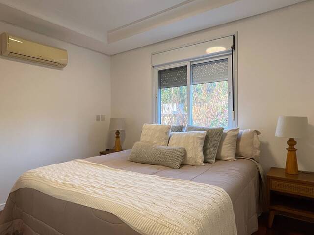 #108T - Casa alto padrão para Venda em Santana de Parnaíba - SP - 3