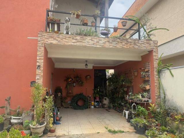 #412 - Casa para Venda em Santana de Parnaíba - SP - 1