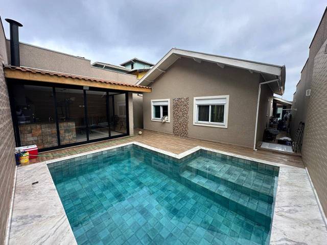 #629 - Casa para Venda em Jandira - SP