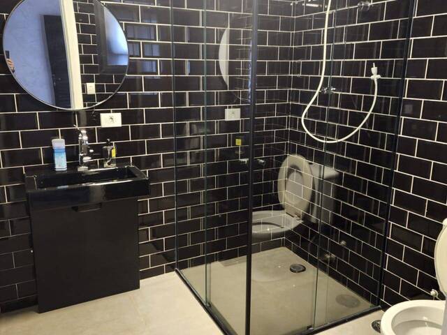 Casa para Venda em Santana de Parnaíba - 4