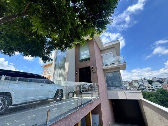 Casa para Venda em Cotia - 2