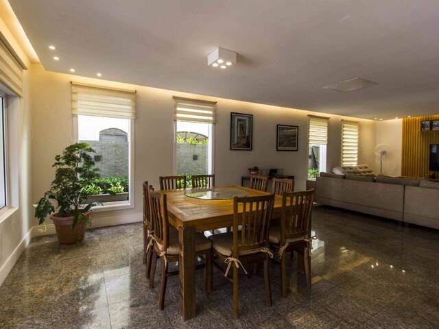 #659 - Casa para Venda em Santana de Parnaíba - SP