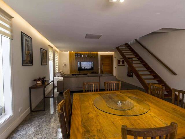 Casa para Venda em Santana de Parnaíba - 4