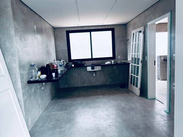 Casa para Venda em Santana de Parnaíba - 5