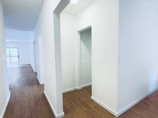 Casa para Venda em Santana de Parnaíba - 5