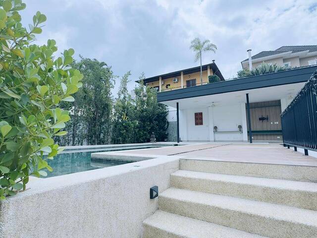 Casa para Venda em Santana de Parnaíba - 3