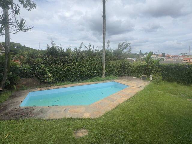 #672 - Casa para Venda em Santana de Parnaíba - SP
