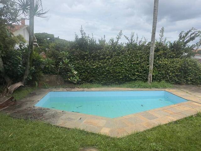 #672 - Casa para Venda em Santana de Parnaíba - SP