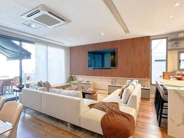 #673 - Casa para Venda em Santana de Parnaíba - SP