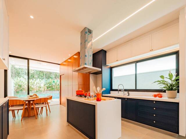 Casa para Venda em Santana de Parnaíba - 5