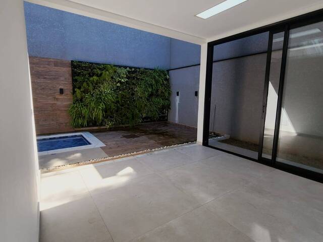 Casa para Venda em Santana de Parnaíba - 5