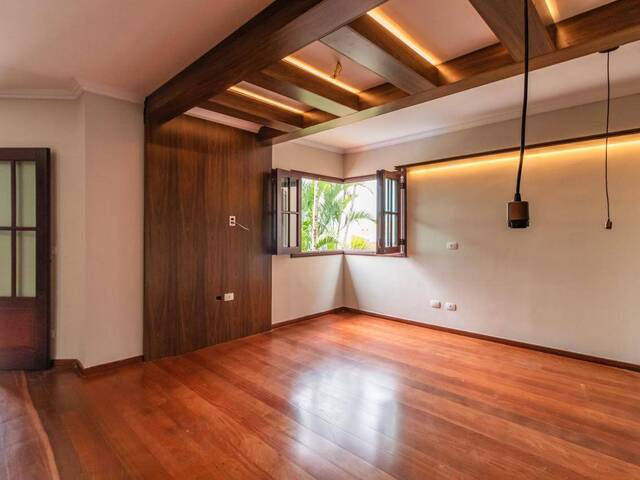 Casa para Venda em Santana de Parnaíba - 5