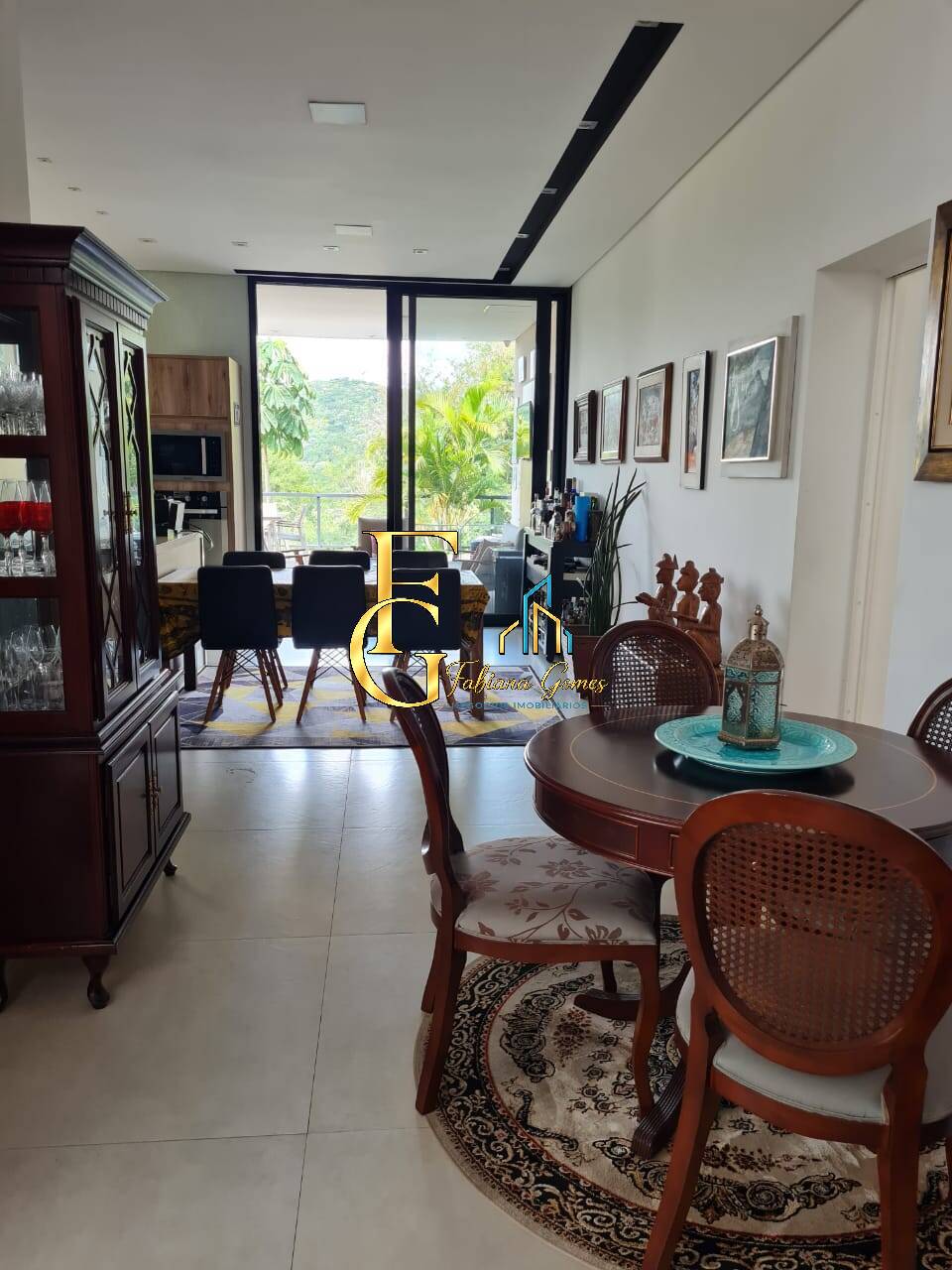 Casa de Condomínio, 4 quartos - Foto 1