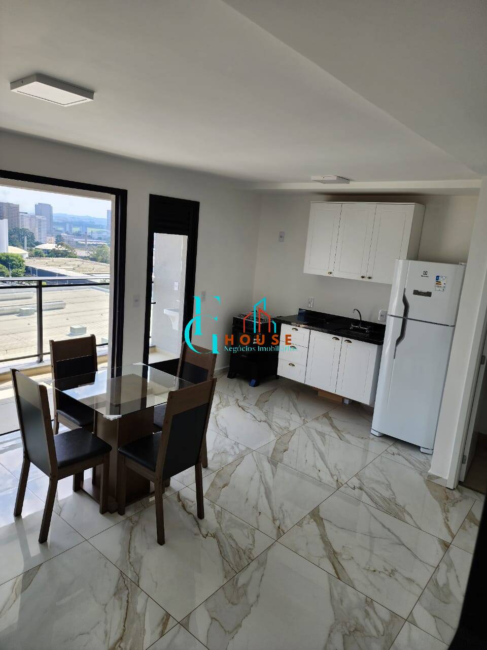 Apartamento, 2 quartos, 75 m² - Foto 1